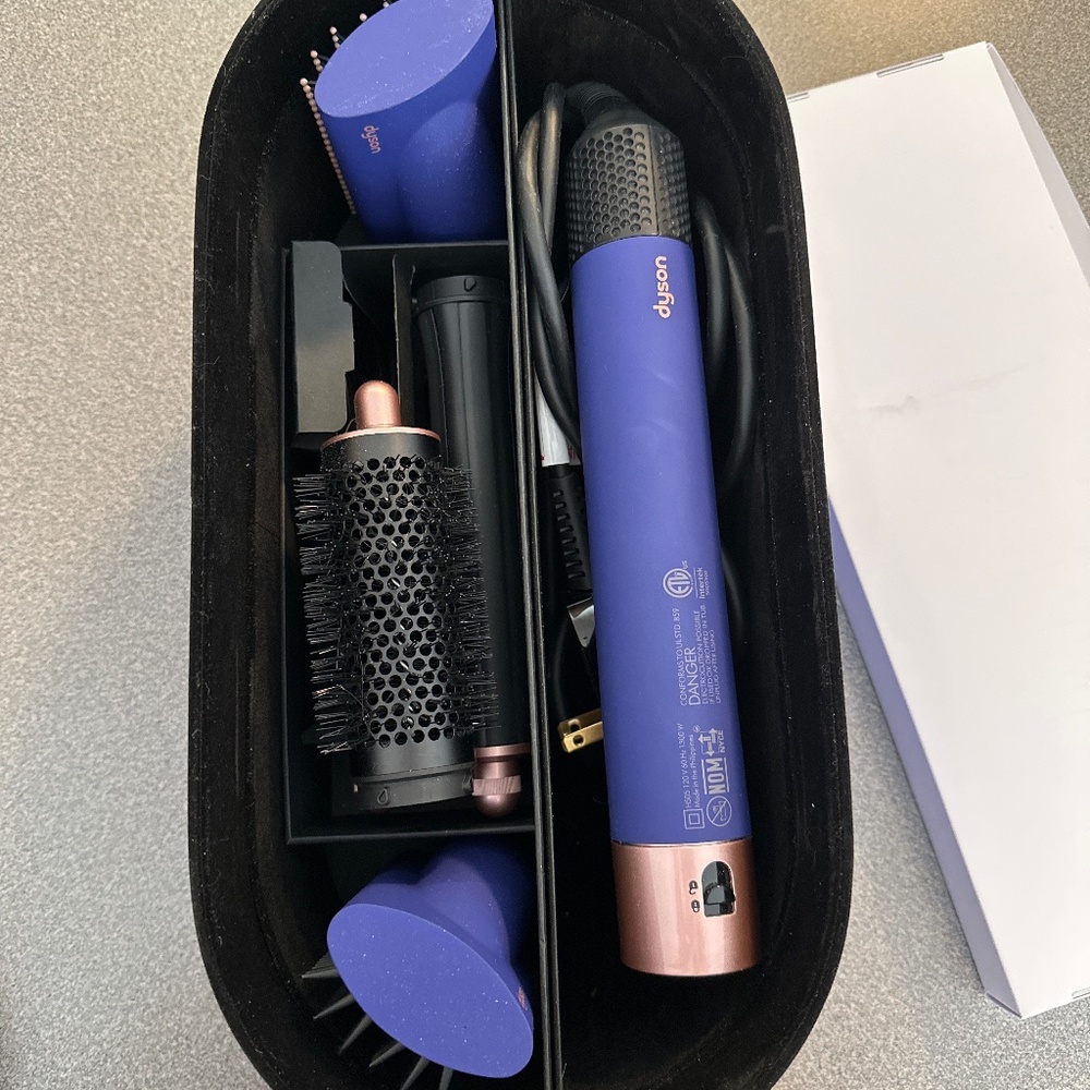 Dyson air wrap